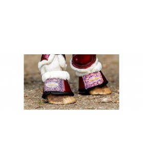 Cloche laquée avec moumoute - bordeaux avec Strass - la halle aux minis